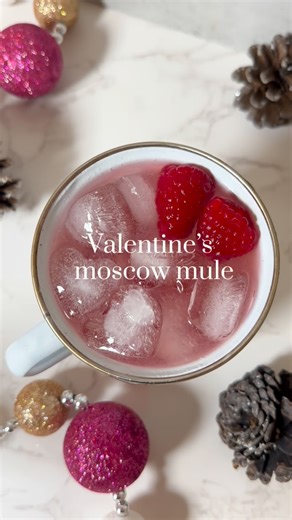 Val- Cocktails & Mocktails on Instagram: "Valentines Moscow Mule❤️🍋‍🟩 This was one of my favorite recipes last year, so it felt right to bring it back! My favorite thing about Moscow mules is that they taste good with any spirit, so mix up the vodka with tequila, gin, or your favorite nonalcoholic liquor to make it your own! ✨Cocktail Recipe - 1.5 oz raspberry syrup - 1 oz lime juice - 2 oz vodka (or other spirit) - ginger beer - raspberries To make raspberry syrup simmer 1 part raspberries, 1