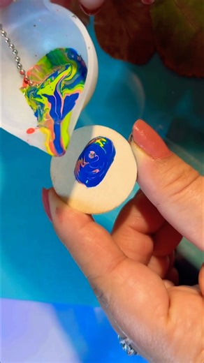 Easy pour painting and chain pull art #shorts #art #chainpull #fluidart