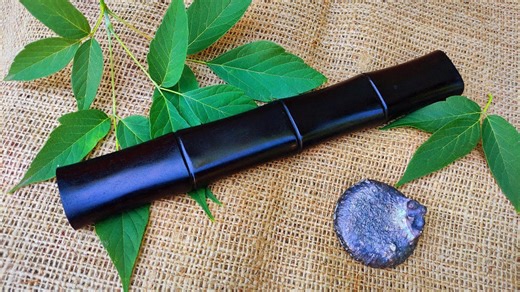 Wootz steel from threading tap making hidden bamboo knife