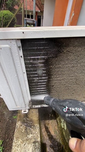 Cuci AC: Teknik dan Tips untuk HVAC
