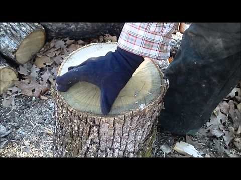 How to Split Firewood For Beginners