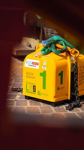 Ganterud Lifting Solutions on Instagram: "A heavy water turbine? No problem. With the Ganterud L20-3 Pro, you can tilt, rotate, and level with full control – all at the push of a button on the remote 🦾🕹️🔥 ——— En tung vattenturbin? Inga problem. Med Ganterud L20-3 Pro vänder, roterar och nivellerar du med full kontroll - allt med ett knapptryck på fjärrkontrollen 🦾🕹️🔥"