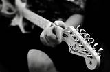 Learn How To Play Guitar Online Pictures