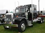 Pictures of Waylon Jennings Mack Truck