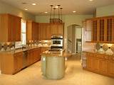 Pictures of Light Colored Wood Kitchen Cabinets