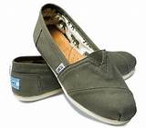 Pictures of Toms Shoes