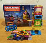 Pictures of Magformers Robot