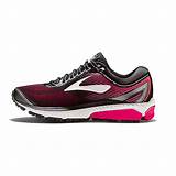 Womens Ghost 10 Running Shoes Photos