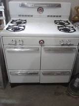 Images of 1960 Magic Chef Gas Stove