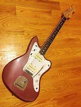 Pictures of Totally Guitars Com