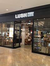 Lush Fashion Mall Photos