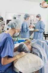 Is An Anesthesiologist A Doctor Pictures