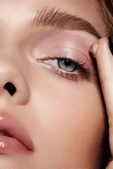 Photos of How To Apply Eye Makeup