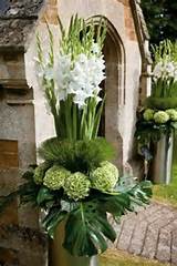 Church Pew Flower Arrangements Pictures