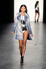 New York Fashion Week Runway Shows Images