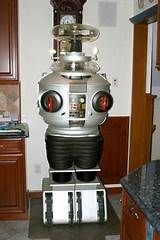 Images of Lost In Space Robot Replica