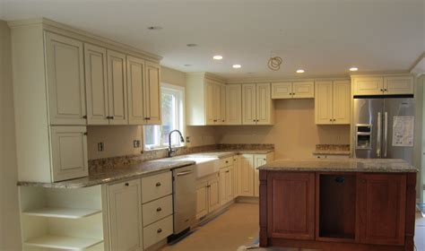 Pictures of Cream Colored Kitchen Cabinets With Stainless Steel Appliances