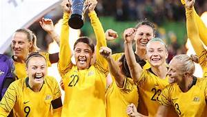 Matildas Australia Women 39 S Football Team In Landmark Pay Deal Bbc News