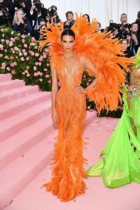 Kendall Jenner Body Measurements Height Weight Body Shape Ethnicity