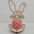 Wooden Easter Egg Holder SVG