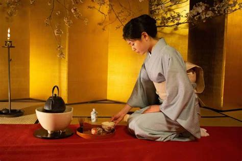 Ritual teh di Sakura Jepang