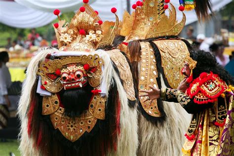 Budaya Tradisional Indonesia