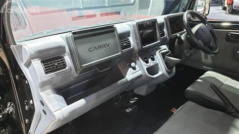 Indonesia interior carry pick up