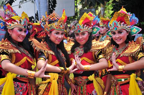 Indonesian cultural activities
