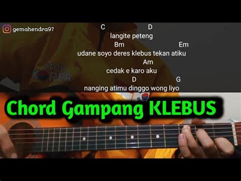 Kunci Gitar Klebus dengan Jari Tengah