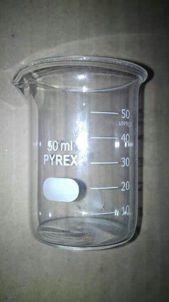 Periksa Kondisi Gelas Kimia 50 ml secara Berkala