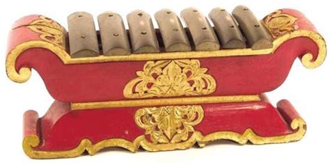 Saron Instrument