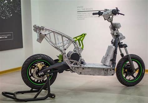 Strong Frame and Body in Electric Scooter