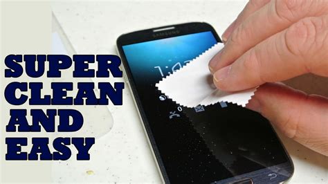 Cleaning Phone Pen and Smartphone Screen