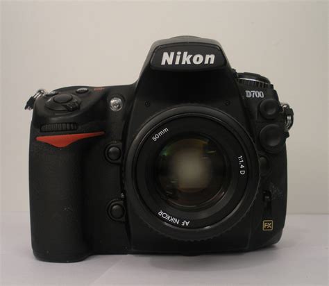 Nikon D700 Ergonomis
