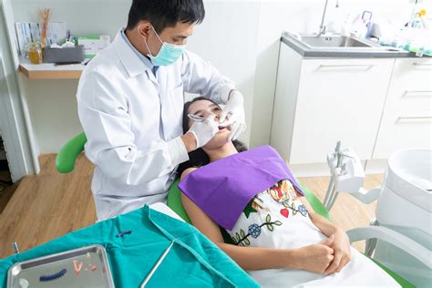 Dokter Gigi Terbaik di Jakarta Barat