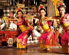 Tarian Bali dan Musik