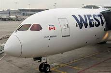 westjet dreamliner debut