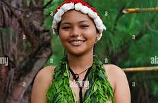 girl yapese yap island traditional clothing alamy festival stock micronesia federated states