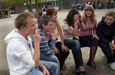 schoolplein roken verboden middelbare vroeger overal verandert nu dan jongeren wet