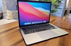 macbook 8gb gpu chip 512gb ssd unheard spending neural