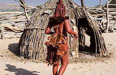 ovahimba himba namibia tribe namibie himbas kambing afrika pedalaman suku berkulit kulit kemudian bagian dililit diberi bawahnya jadi jerami sapi