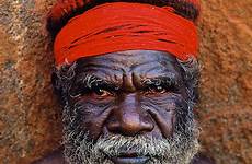 aboriginal australia elders uluru territory northern clan gdeichmann ayers central driverlayer