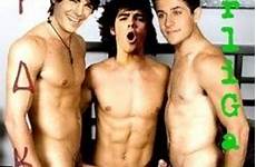 jonas brothers zac efron varios