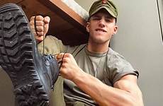 militares guapos hombres augusta militar uniform hombre gustan cops soldados jarhead rugby hunks athletic