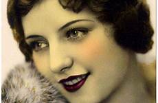 makeup 1920s flapper look vintage 1920 style make tinted women speakeasy hairstyles looks beauty hair face 20s bonne mlle postcard