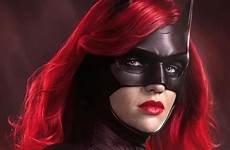 batwoman kane javicia leslie joining hdwallpaper return replaces widescreen wilder cnet confirmed