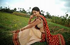 tanvi vyas dropped servant bulging seduce spicy navel boob pallu blouse shapes cheating advices mandaram