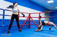 boxing lady2fight