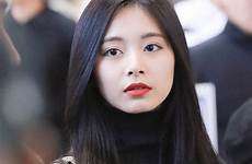 tzuyu twice hair 黒髪 onces declined visuals since think pretty only has kpop look ツウィ ロング lips ストレート she twitter