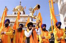 sikh turban women why sikhs religion india wearing some sikhism indian they now mistaken identity american many muslims akal holding